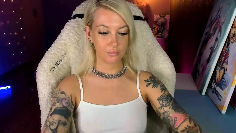 tykioty_miley Webcam Chat August 2, 2026