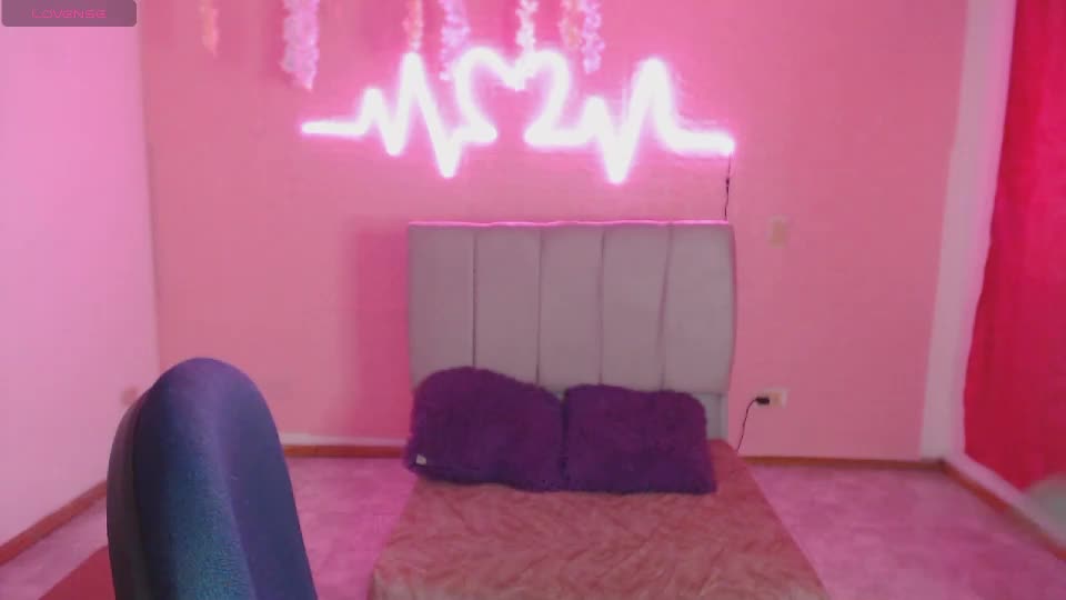 violetdream13 Webcam Chat August 2, 2026