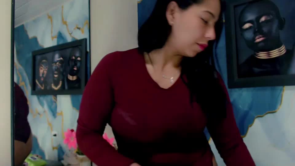 yasmine_tapias Webcam Chat August 2, 2026