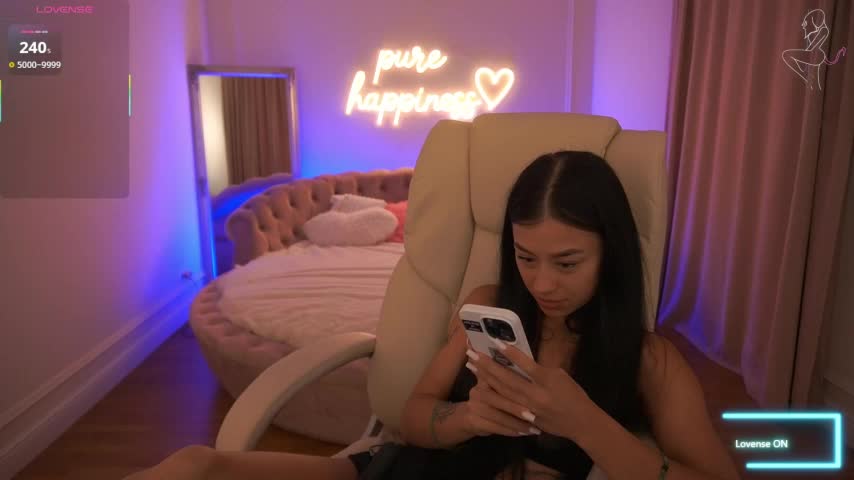 FataleNellie Webcam Chat August 2, 2026
