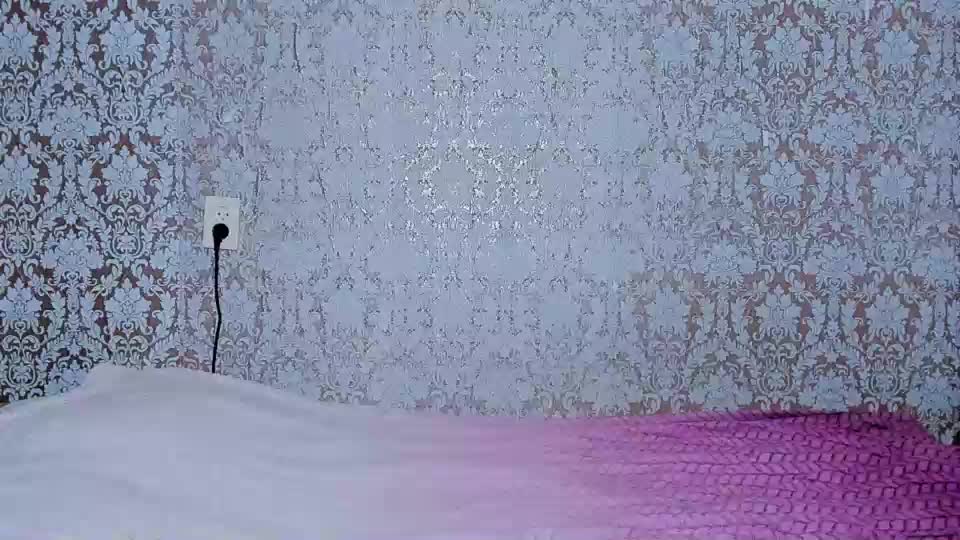 adrianakuiper Webcam Chat August 2, 2026