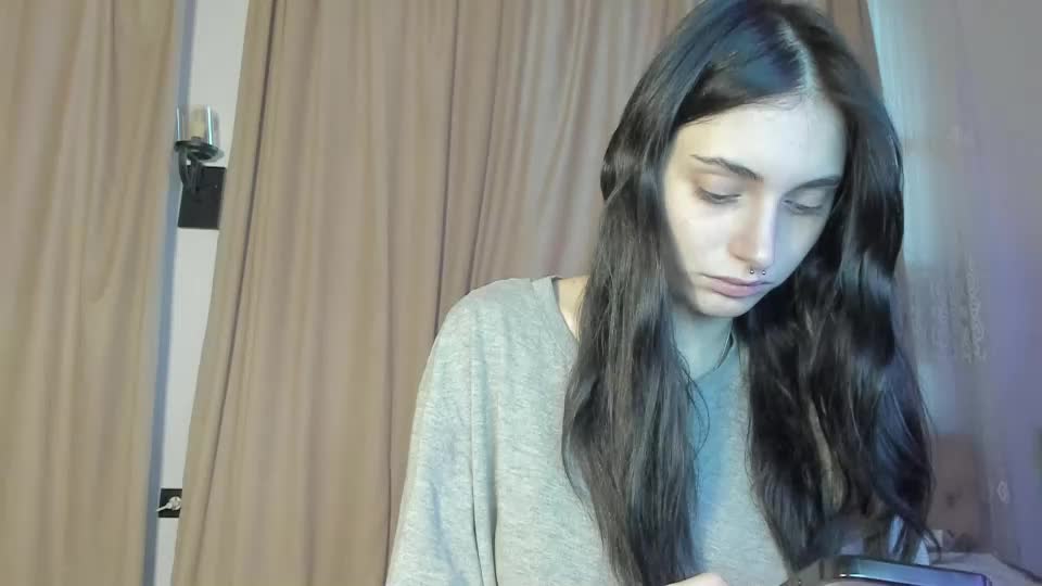 lesyaliss Webcam Chat August 2, 2026