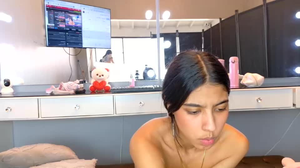 tinycasey18 Webcam Chat August 2, 2026