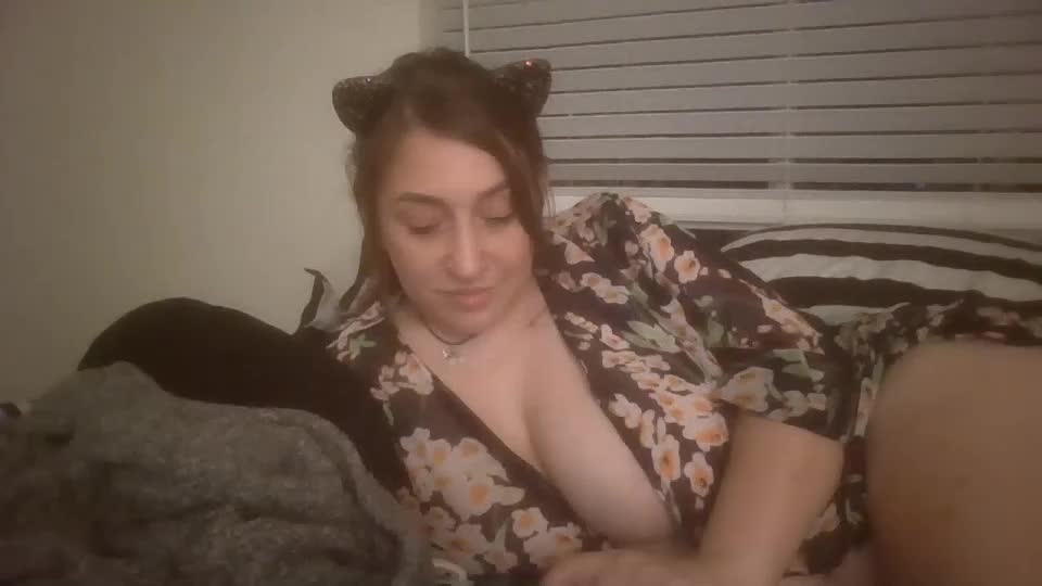 maxxxmeow Webcam Chat August 3, 2026