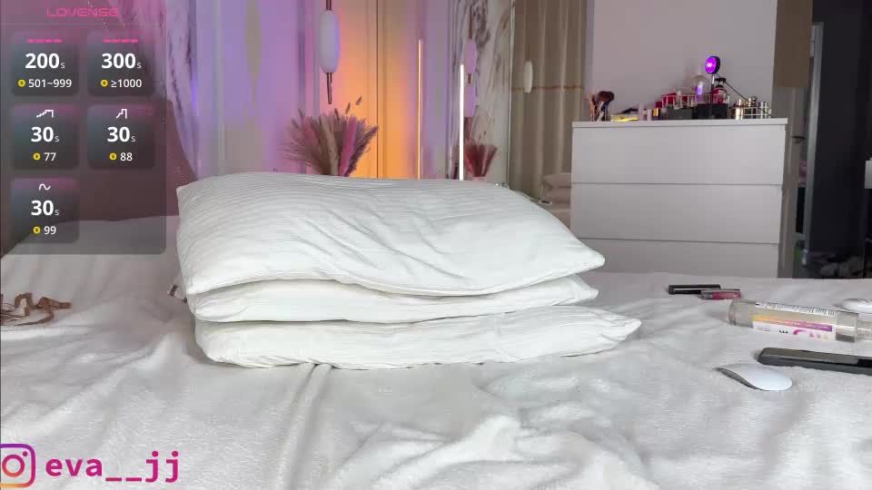 eva_j Webcam Chat August 3, 2026