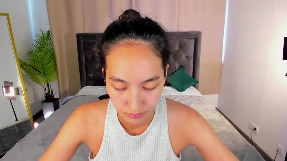 yummy_lamii Webcam Chat August 3, 2026