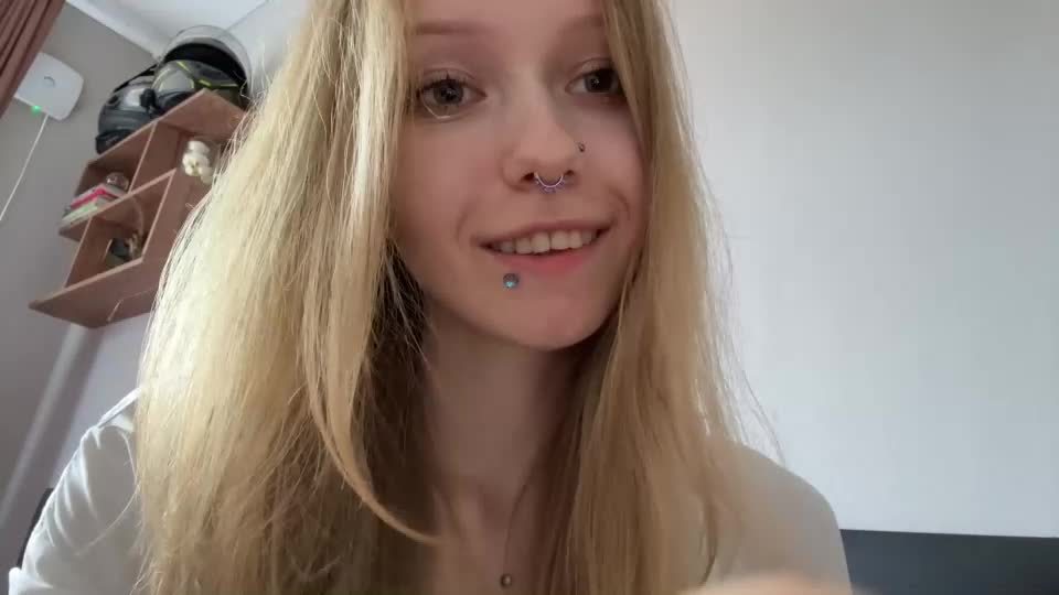 gertrudeuran Webcam Chat August 3, 2026