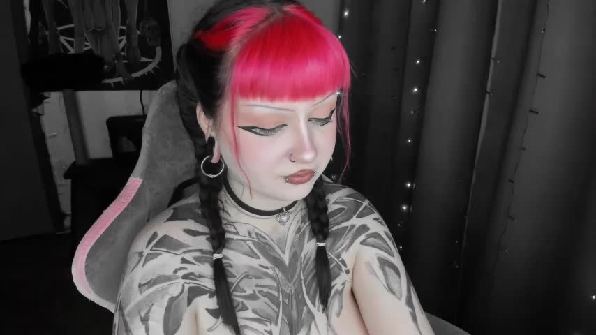 t0riayun0 Webcam Chat August 4, 2026