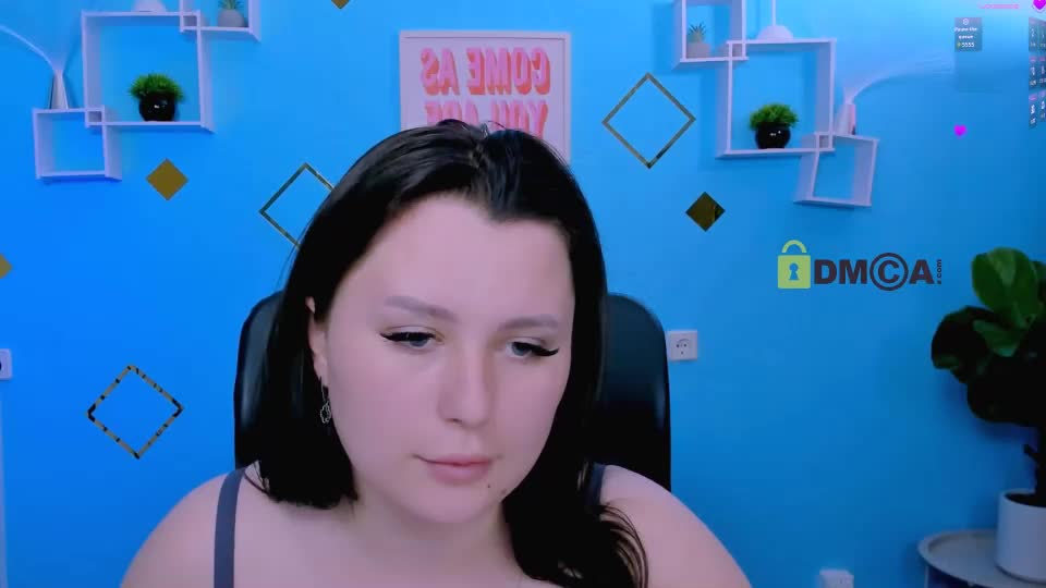 shadow_kiss Webcam Chat August 4, 2026