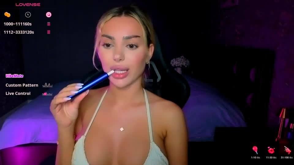 ayla_demir Webcam Chat August 4, 2026