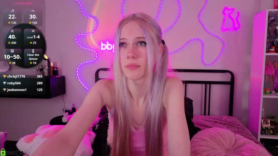 bbybee_lin Webcam Chat August 4, 2026