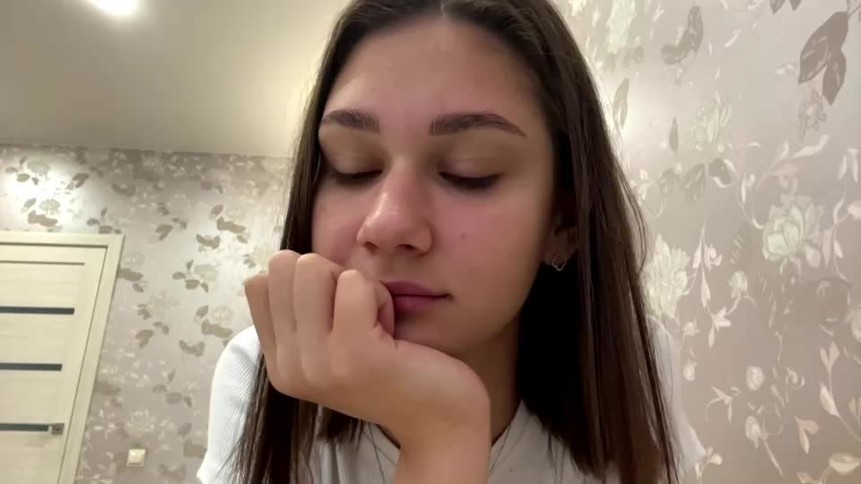 alysastuddiford Webcam Chat August 4, 2026
