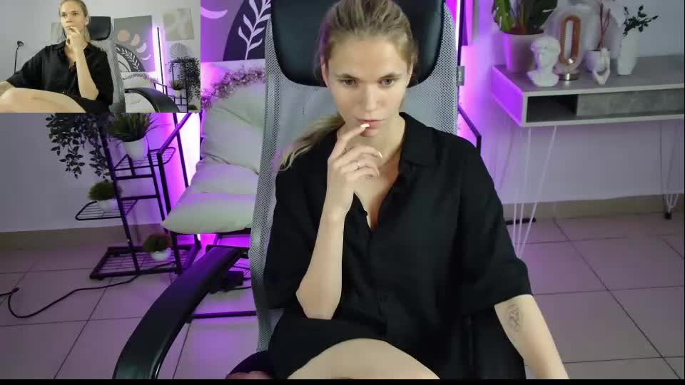 effyfetcher Webcam Chat August 4, 2026