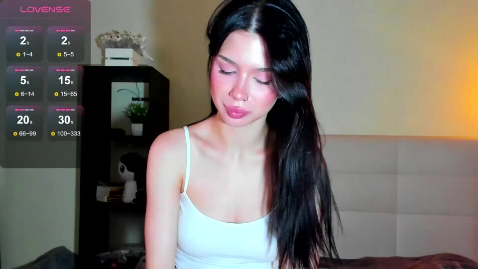 luna_lips Webcam Chat August 4, 2026