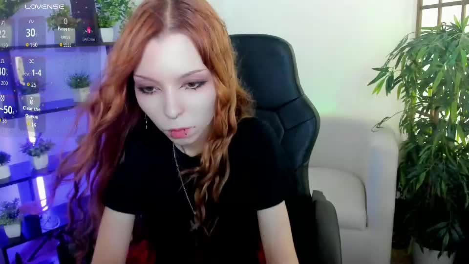 star_tarra Webcam Chat August 4, 2026