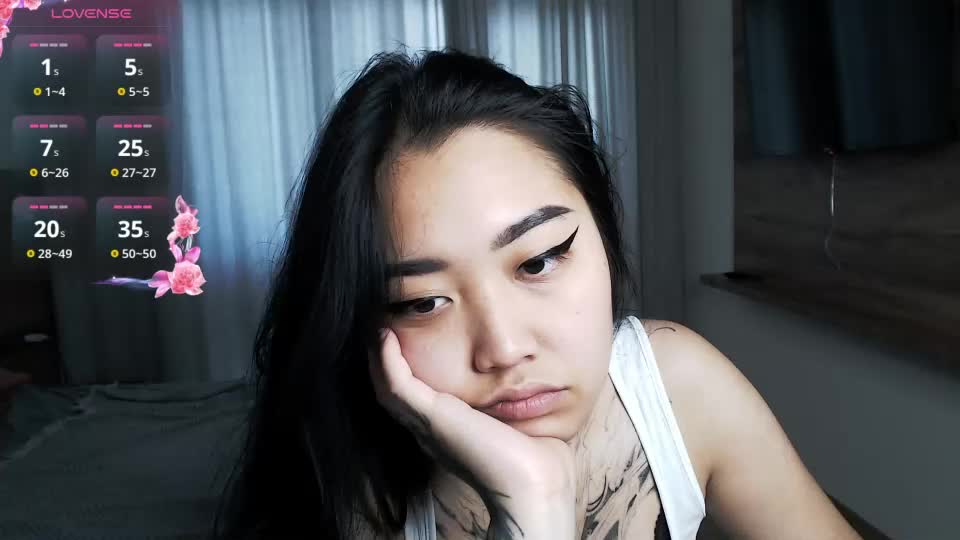 lillgothbaby Webcam Chat August 4, 2026
