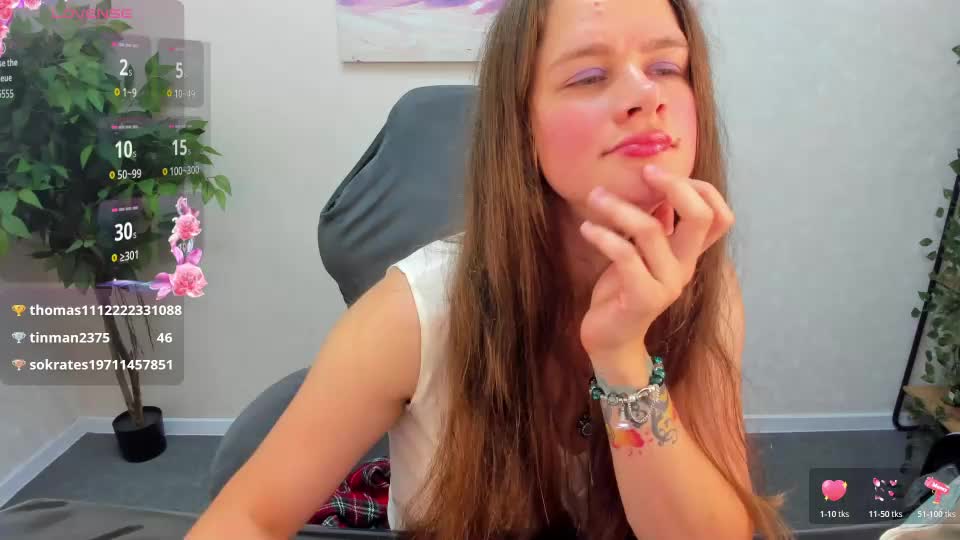 datsi_benson Webcam Chat August 4, 2026