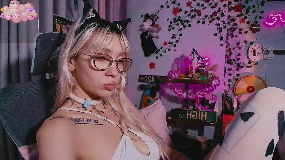 yozunaa Webcam Chat August 4, 2026