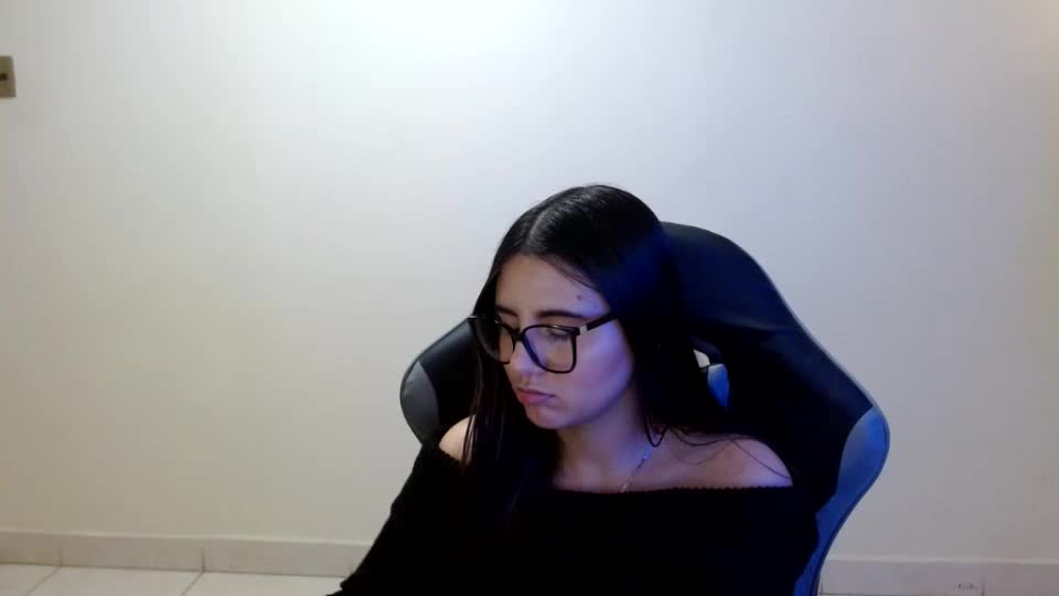 sahaliefox_ Webcam Chat August 4, 2026