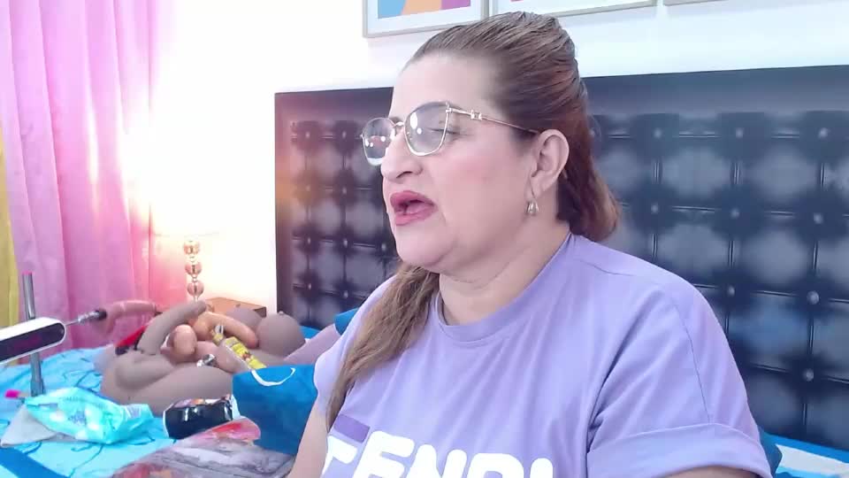 sandra_20_ Webcam Chat August 4, 2026