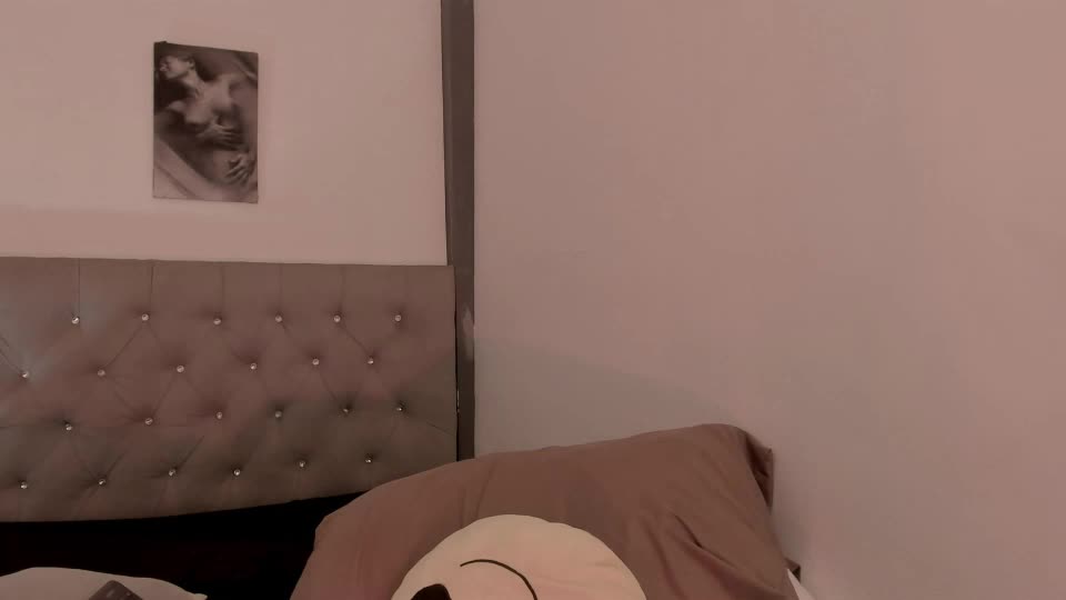 tamarathompsonn Webcam Chat August 4, 2026