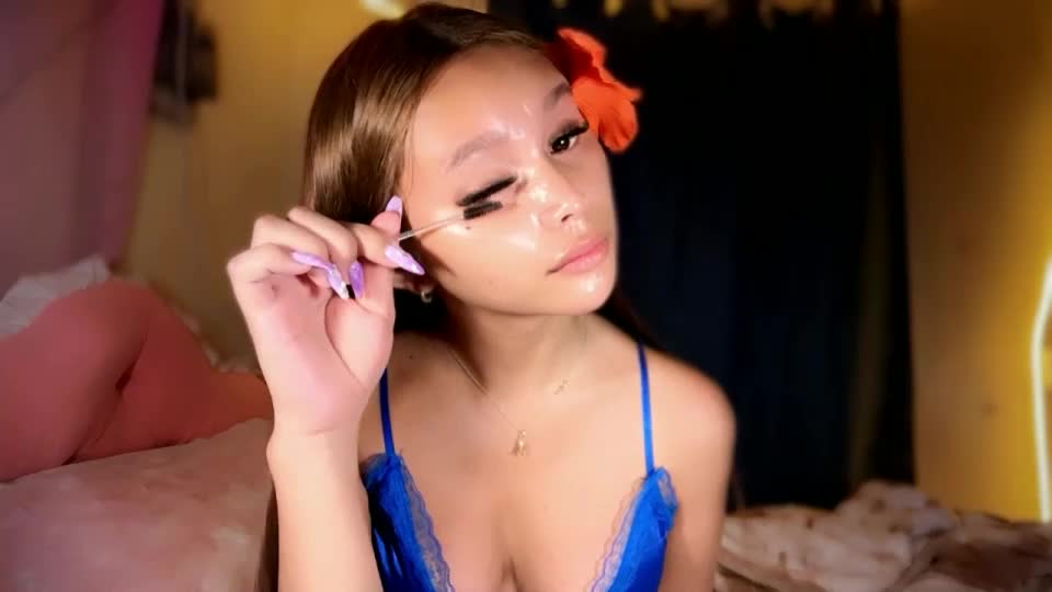softtemptation_kris Webcam Chat August 4, 2026