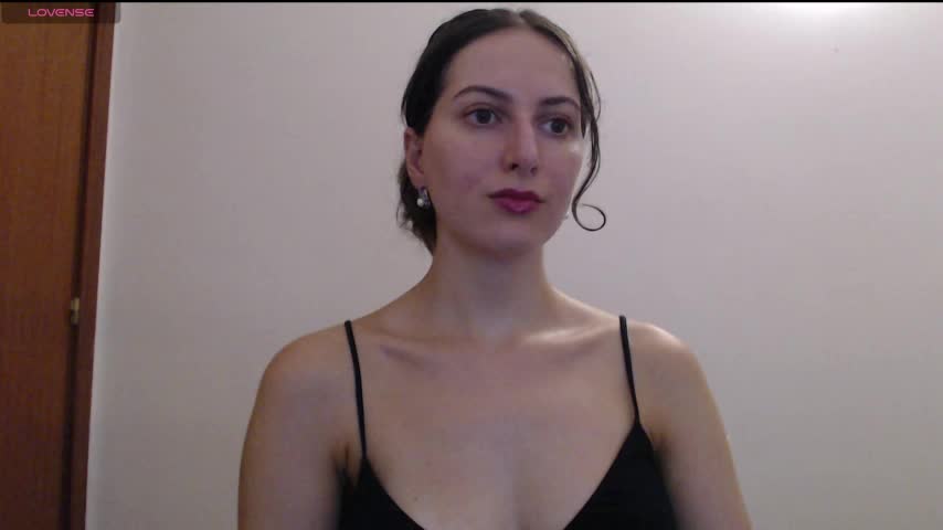 _Hot_Lady_ Webcam Chat August 4, 2026
