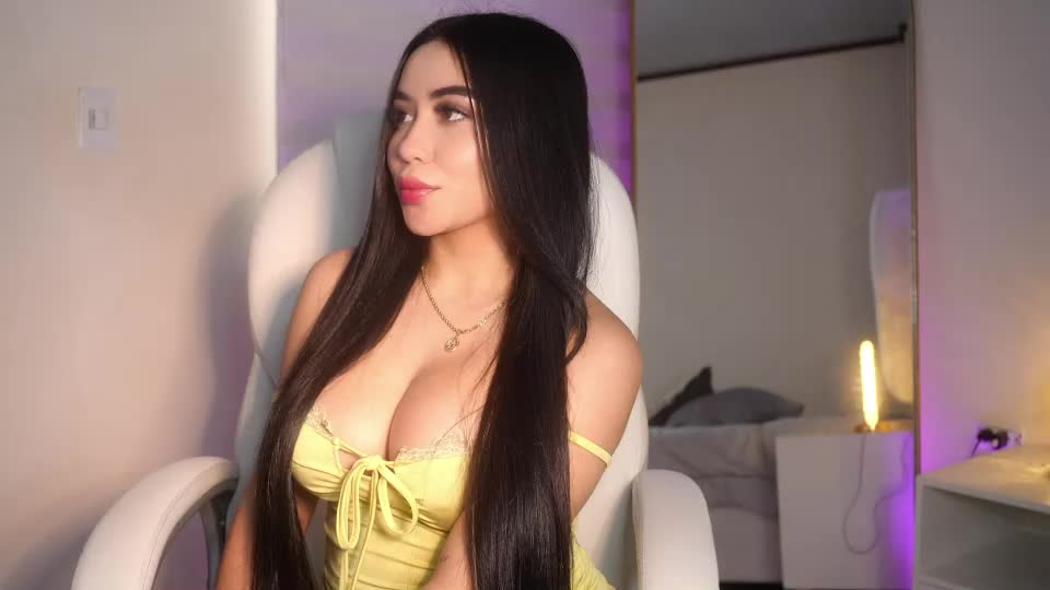 issabellarodriguez Webcam Chat August 4, 2026