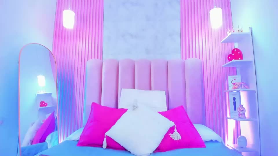 arianarougee Webcam Chat August 5, 2026