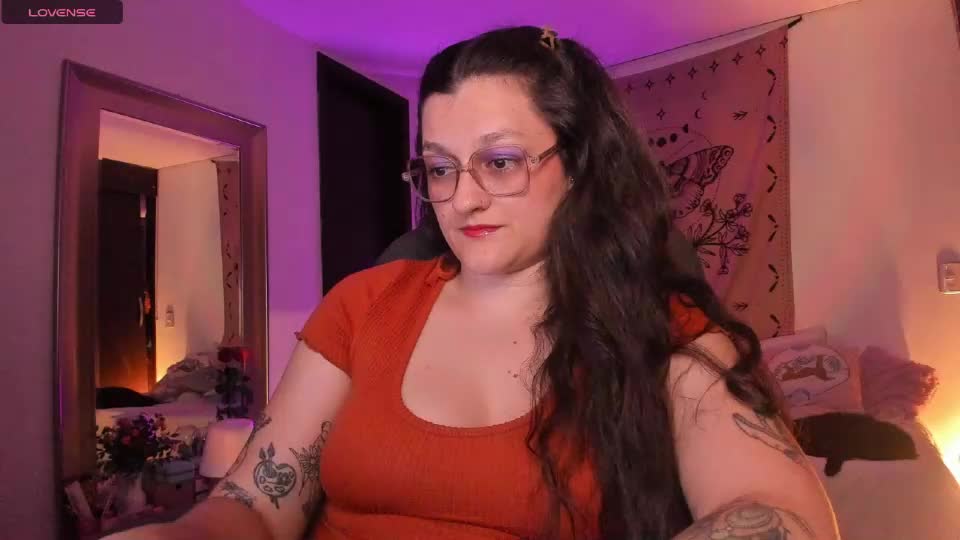 _peach__ Webcam Chat August 5, 2026