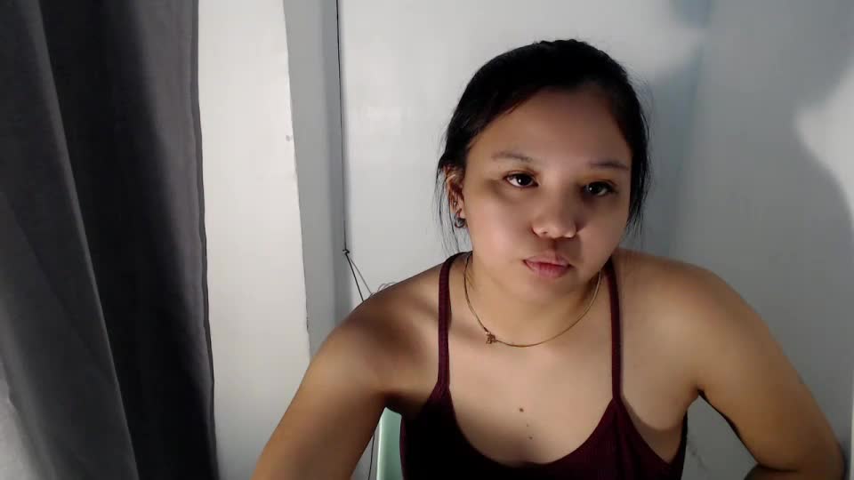 yournaughty_leigh Webcam Chat August 5, 2026