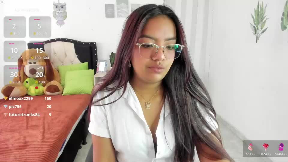 lauu7 Webcam Chat August 5, 2026