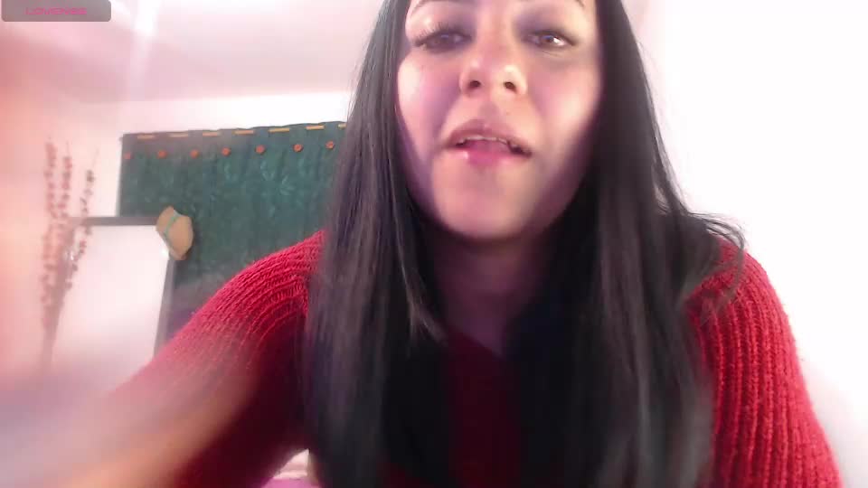 hilari18 Webcam Chat August 5, 2026