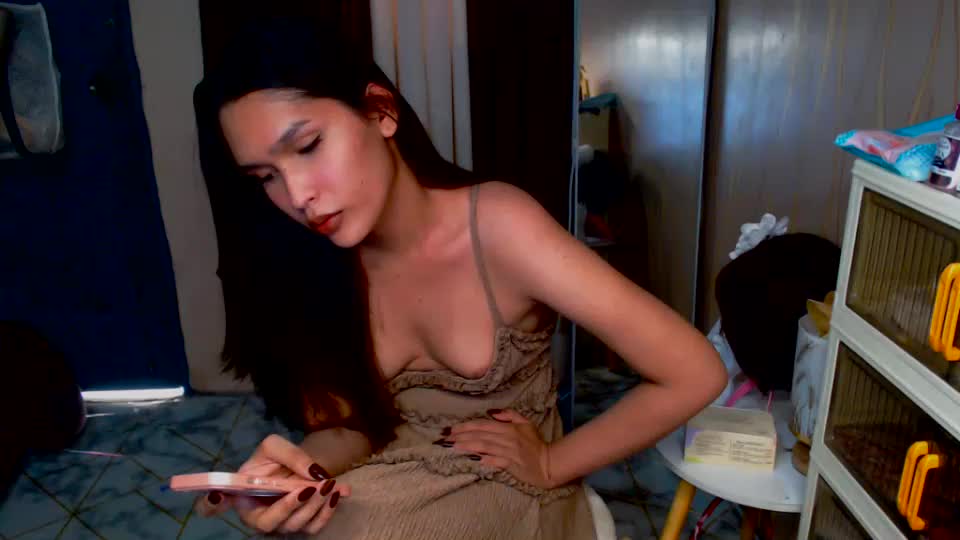 asian_glamm Webcam Chat August 5, 2026