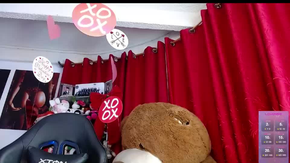 niki_1998 Webcam Chat August 5, 2026