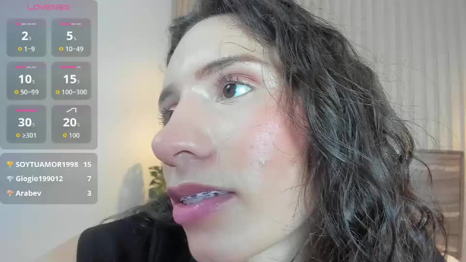 valeryn_rosse Webcam Chat August 5, 2026