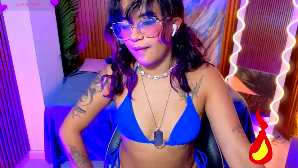 kristen_tay Webcam Chat August 5, 2026