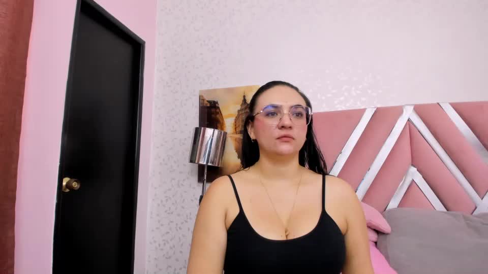 luna_ferrer1 Webcam Chat August 5, 2026