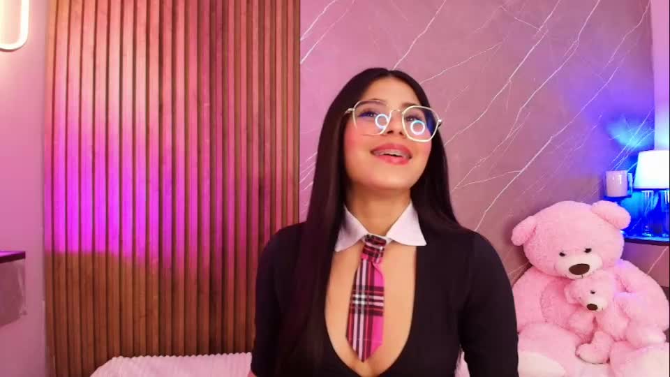 ariana_jhonson11 Webcam Chat August 5, 2026