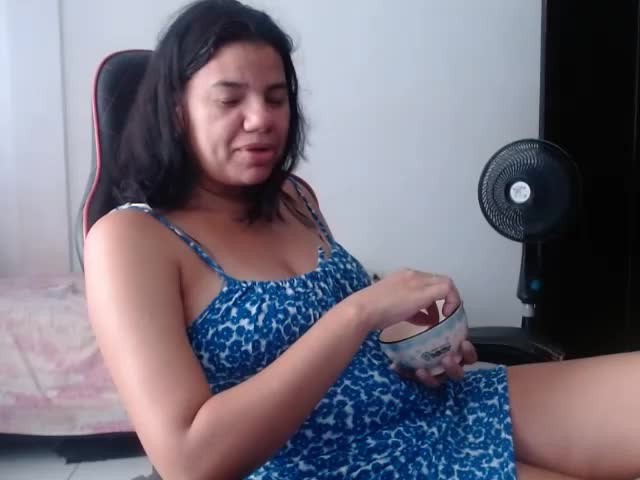 ariannaloovel Webcam Chat August 5, 2026