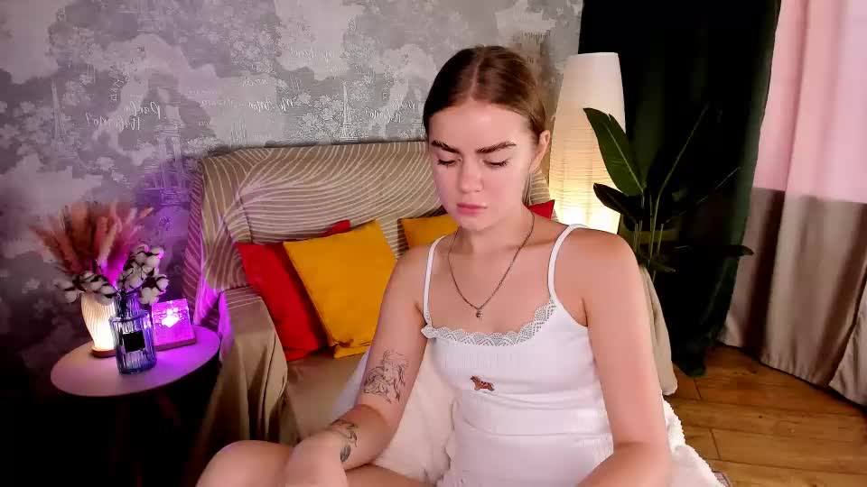 bubbleslina Webcam Chat August 5, 2026