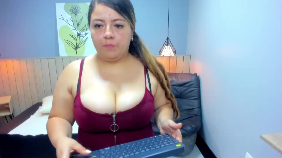 anahismith__ Webcam Chat August 5, 2026