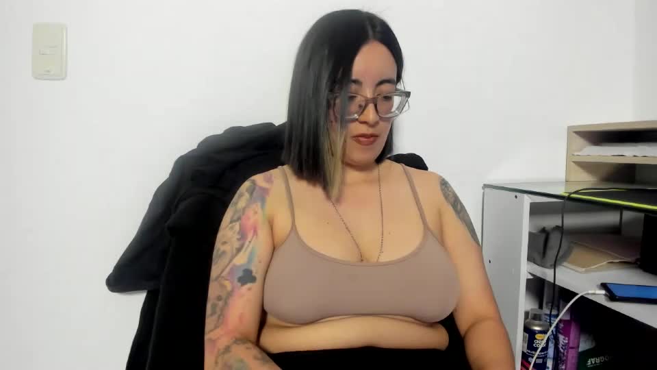 waningrosee Webcam Chat August 5, 2026
