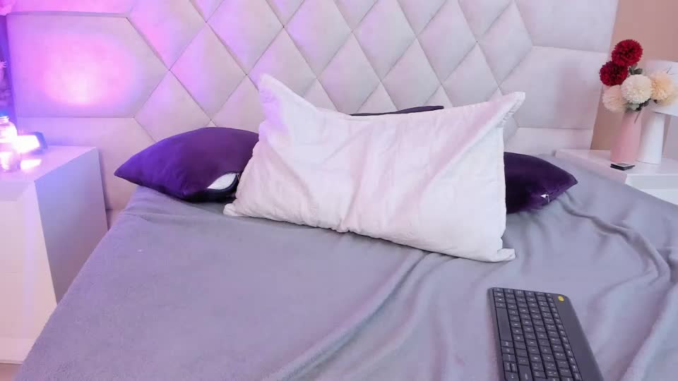 melody__blake Webcam Chat August 5, 2026