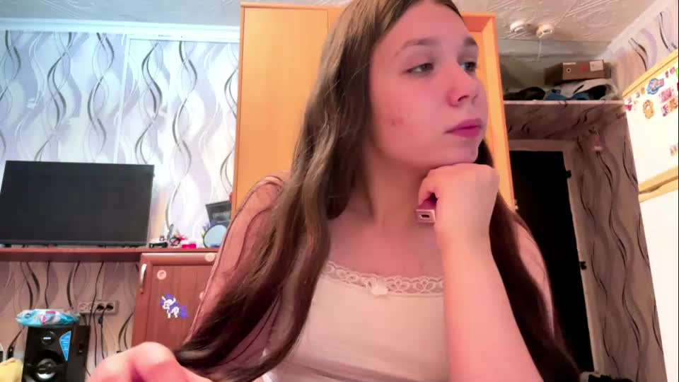 carleegarbutt Webcam Chat August 5, 2026