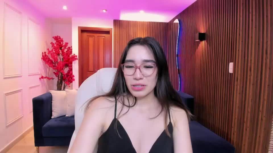 emma_caarter Webcam Chat August 6, 2026