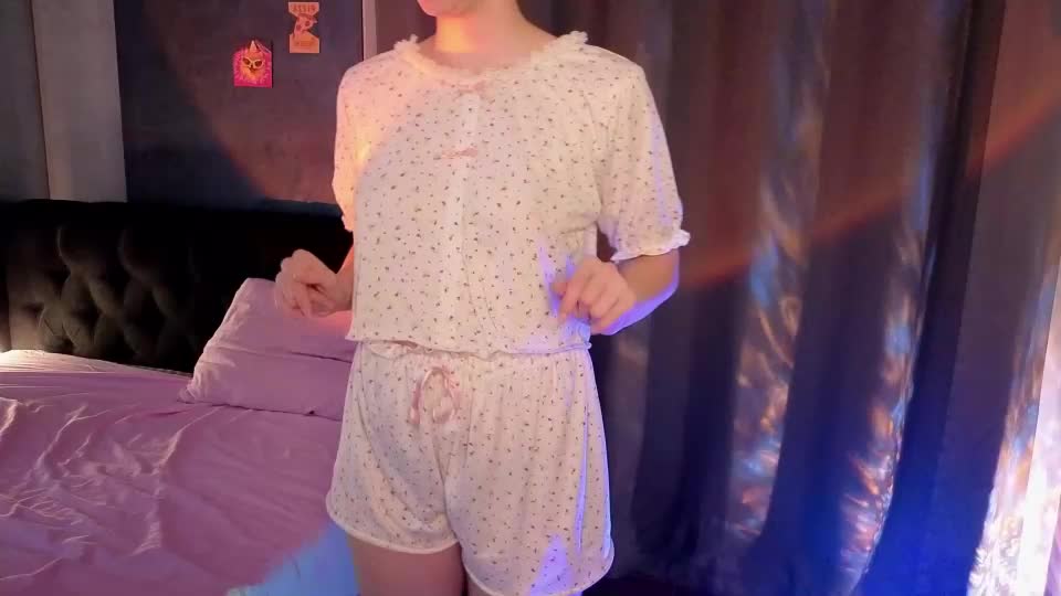 sweet_lynx Webcam Chat August 6, 2026