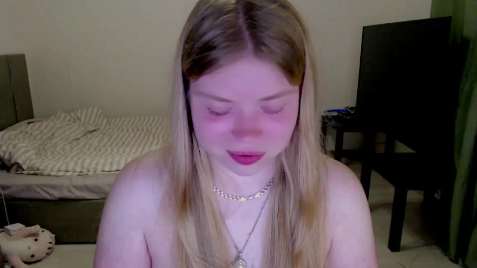kitten_jenny01 Webcam Chat August 6, 2026