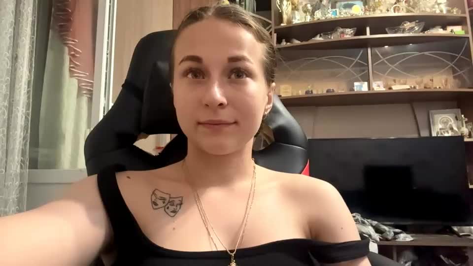marlenahuit Webcam Chat August 6, 2026