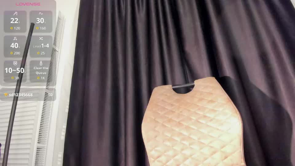 evelynvlove Webcam Chat August 6, 2026